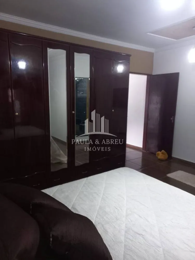 Sobrado, 3 quartos, 256 m² - Foto 2