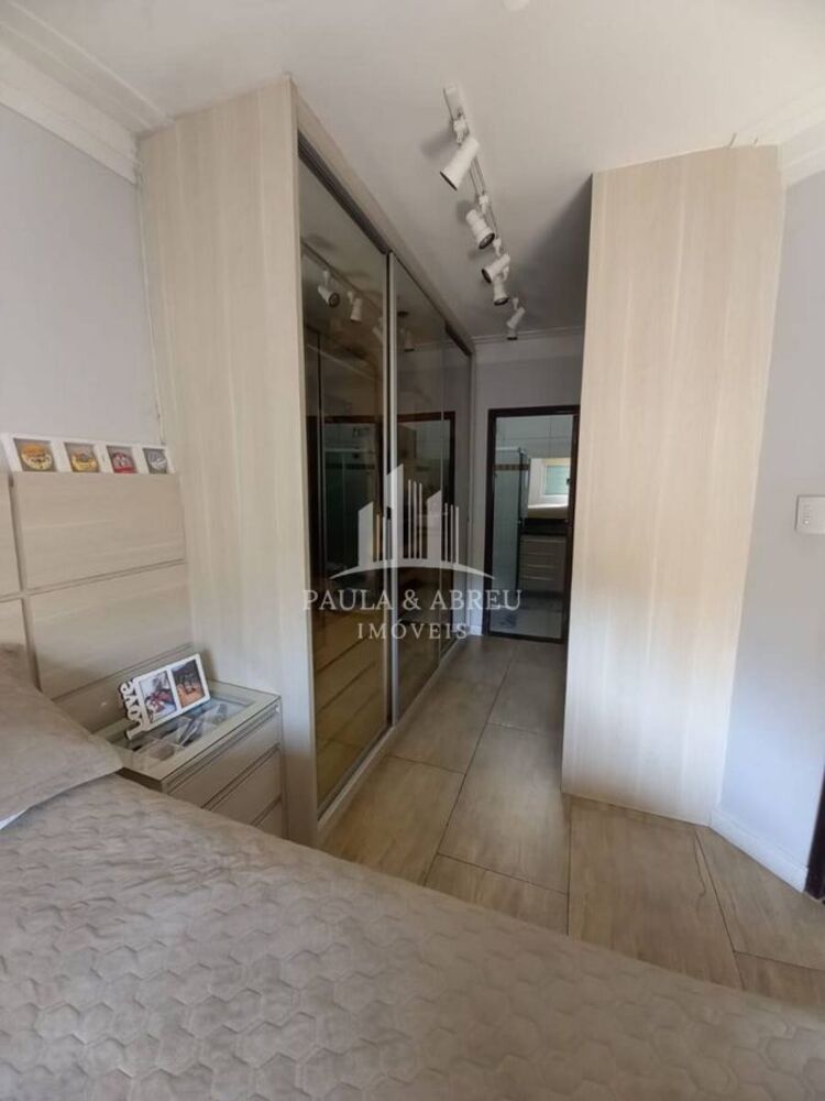 Casa à venda com 3 quartos, 228m² - Foto 6
