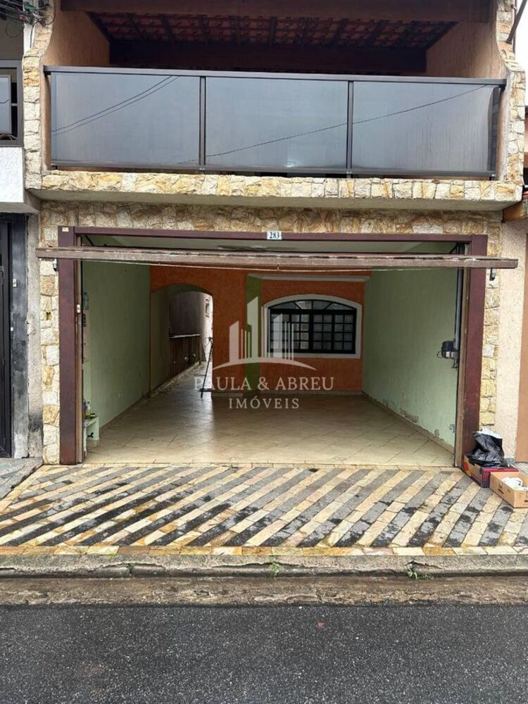 Sobrado à venda com 3 quartos, 158m² - Foto 1