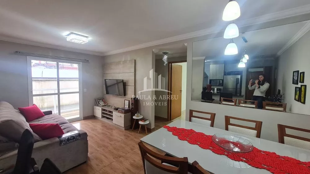 Apartamento à venda com 2 quartos, 72m² - Foto 2