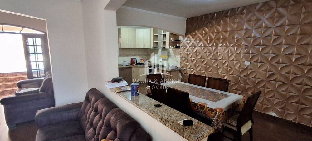 Casa à venda com 2 quartos, 266m² - Foto 2