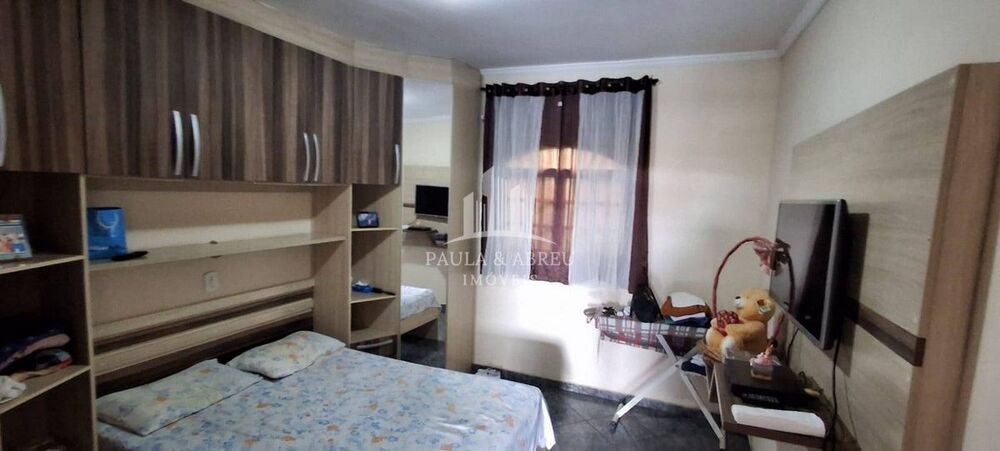 Casa à venda com 2 quartos, 266m² - Foto 5