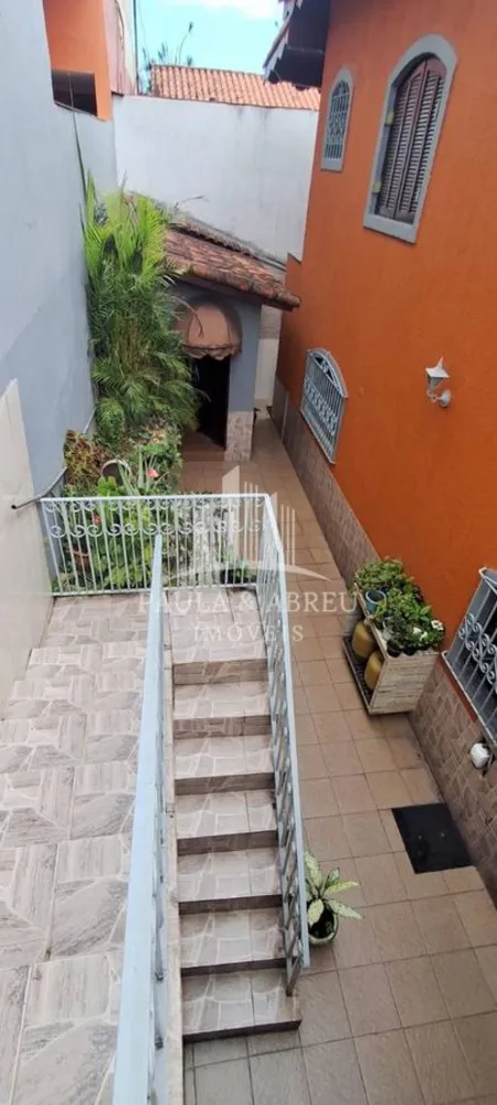 Sobrado, 3 quartos, 248 m² - Foto 1