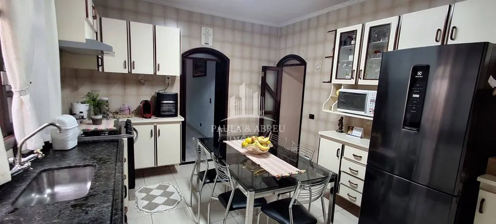 Sobrado, 3 quartos, 248 m² - Foto 3