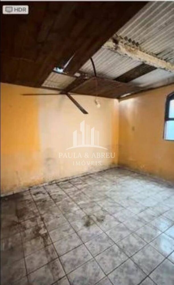 Casa à venda com 2 quartos, 207m² - Foto 1