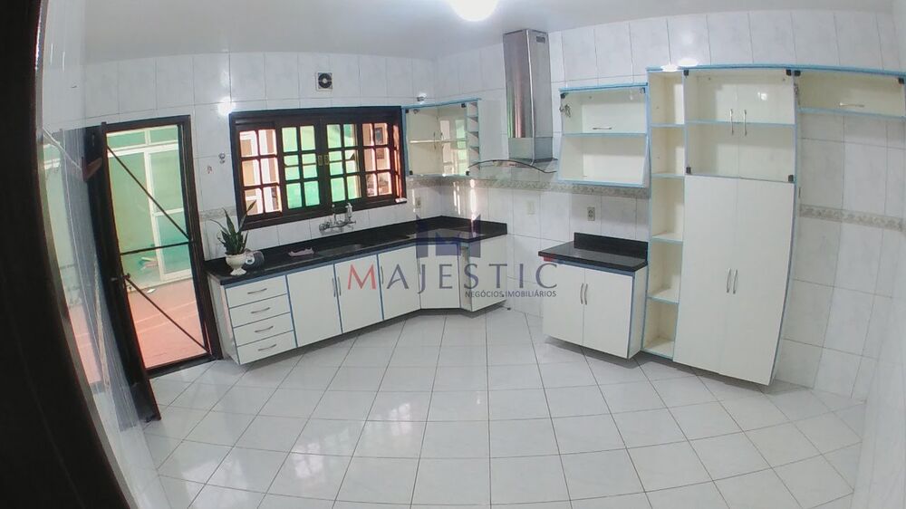 Casa, 3 quartos, 380 m² - Foto 3