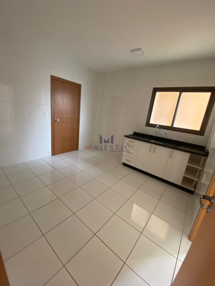 Apartamento à venda com 2 quartos, 107m² - Foto 4