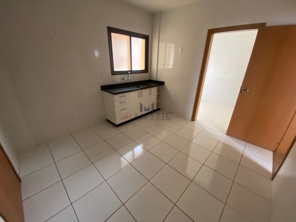 Apartamento à venda com 2 quartos, 107m² - Foto 3