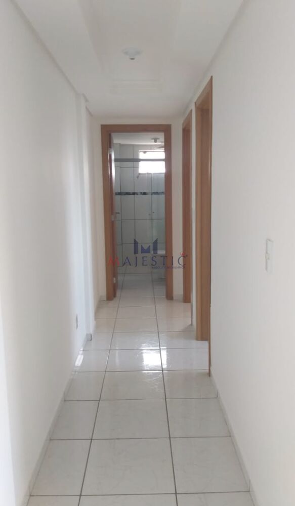 Apartamento à venda com 2 quartos, 53m² - Foto 2