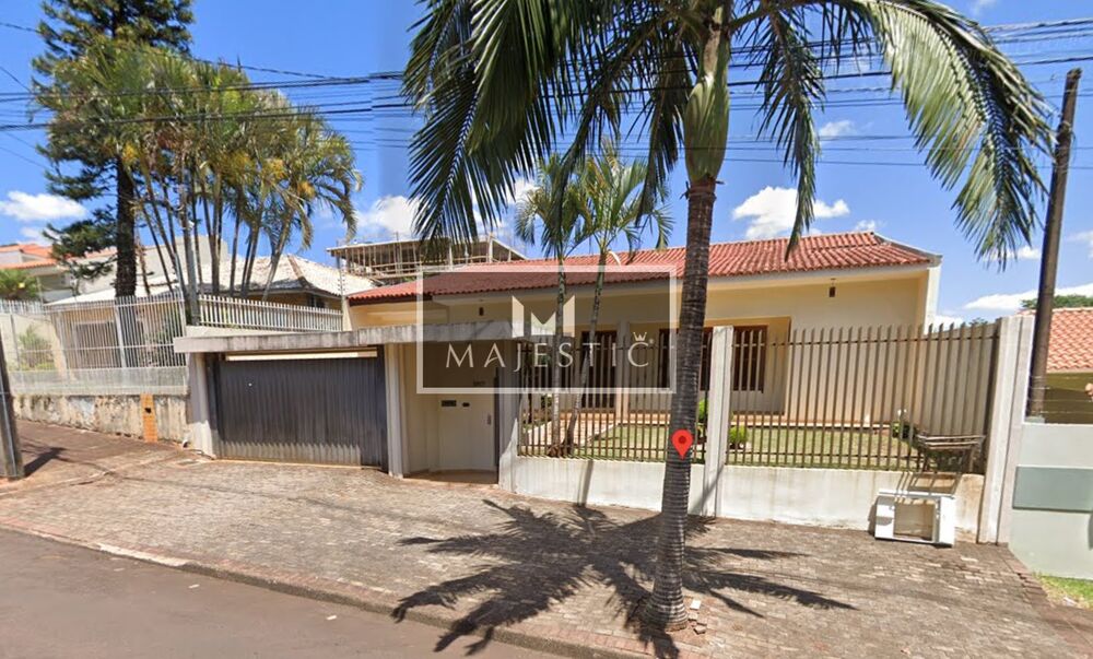 Casa à venda com 2 quartos, 159m² - Foto 1