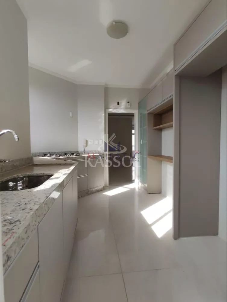 Apartamento, 3 quartos, 185 m² - Foto 10