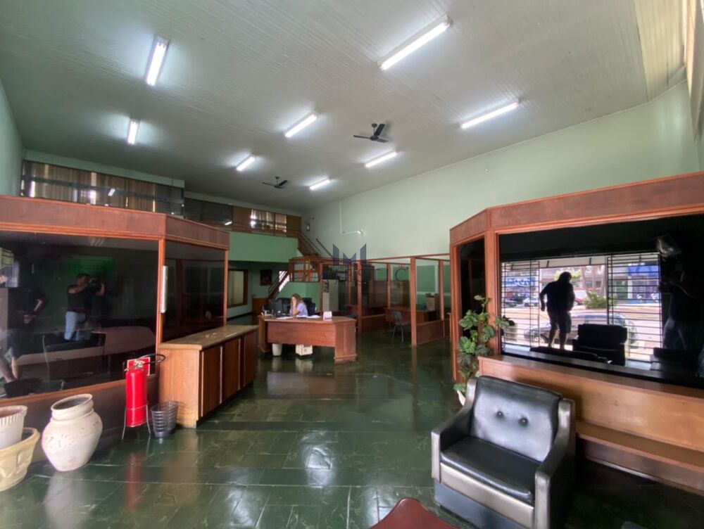 Sala-Conjunto, 400 m² - Foto 2