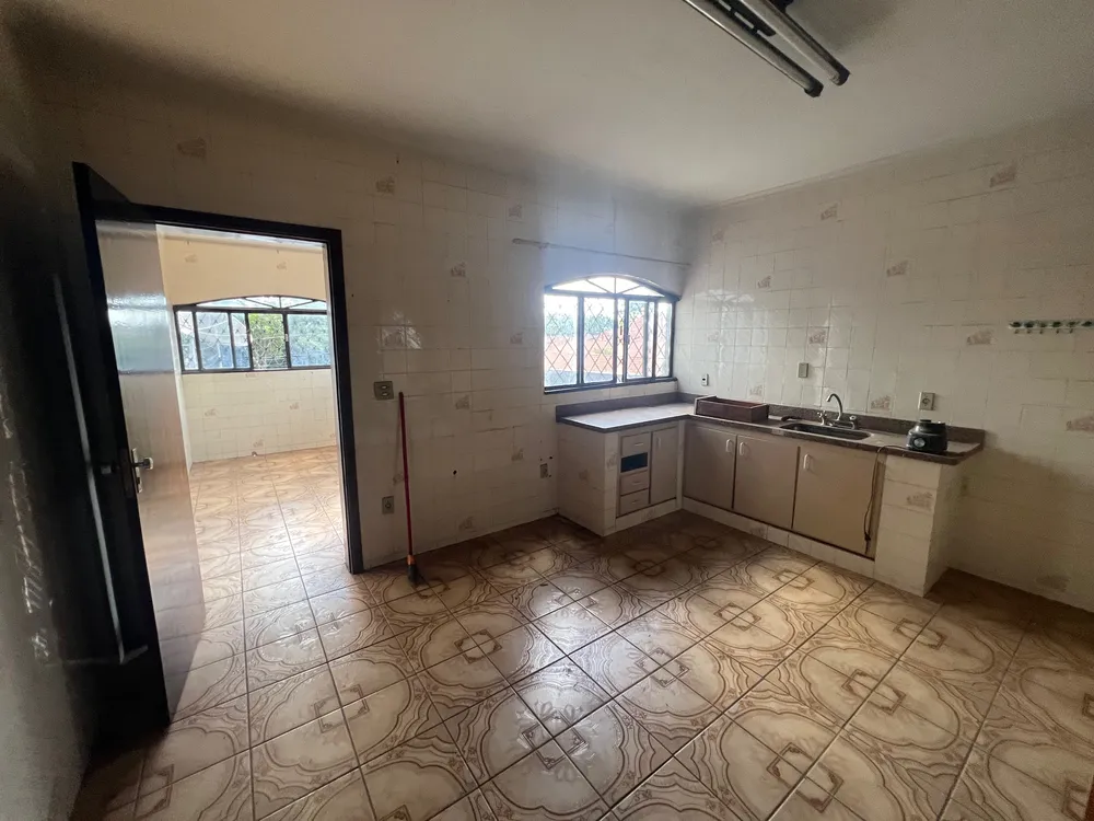 Casa, 3 quartos, 225 m² - Foto 6