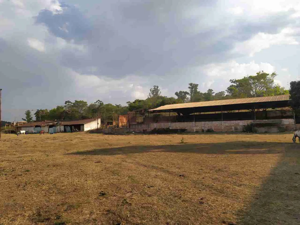 Sítio, 2 quartos, 31 hectares - Foto 1