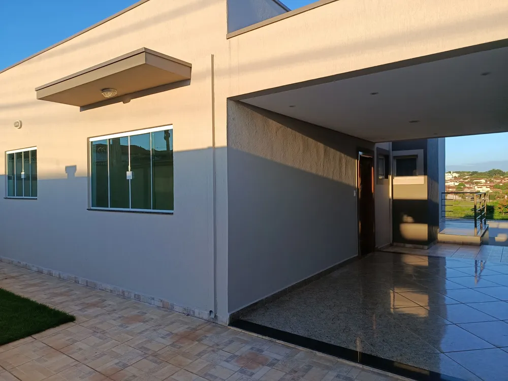 Casa, 3 quartos, 131 m² - Foto 1
