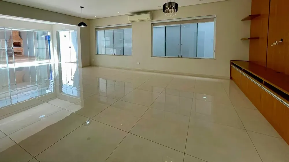 Casa, 3 quartos, 203 m² - Foto 9