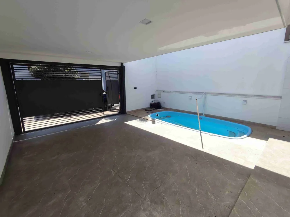 Casa, 3 quartos, 182 m² - Foto 2
