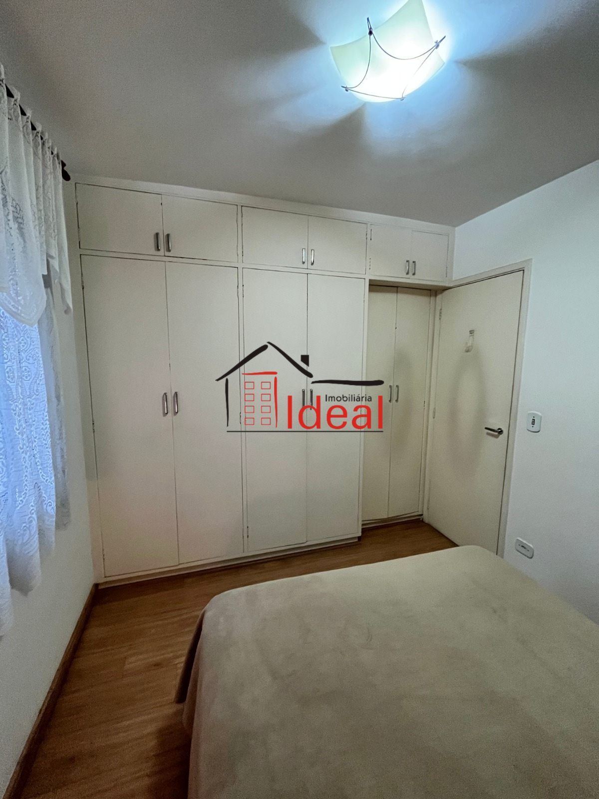 Apartamento à venda com 1 quarto, 48m² - Foto 2