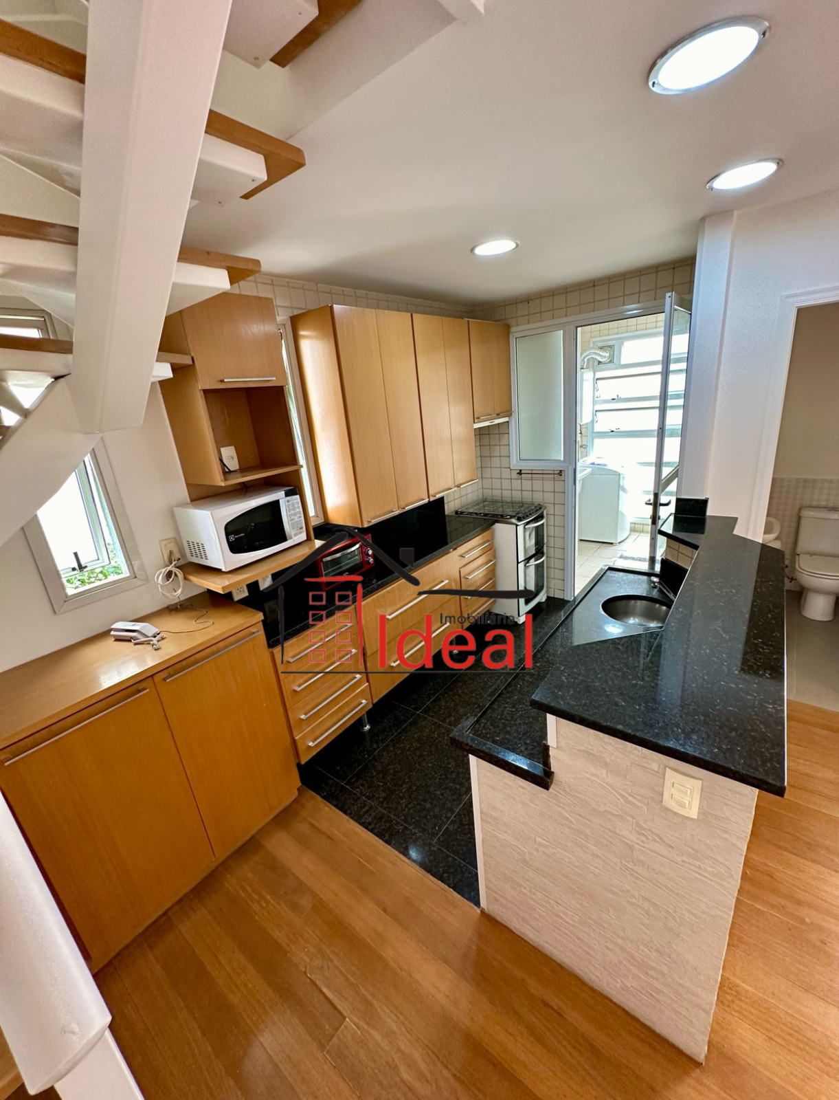 Apartamento para alugar com 2 quartos, 100m² - Foto 7