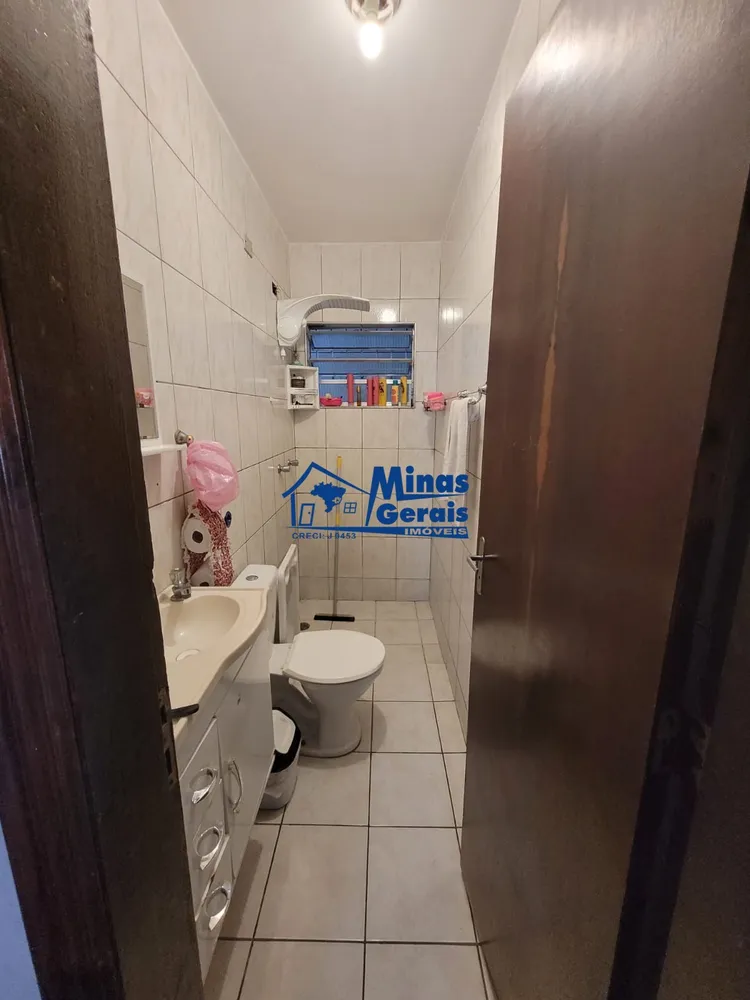 Casa, 3 quartos, 197 m² - Foto 2