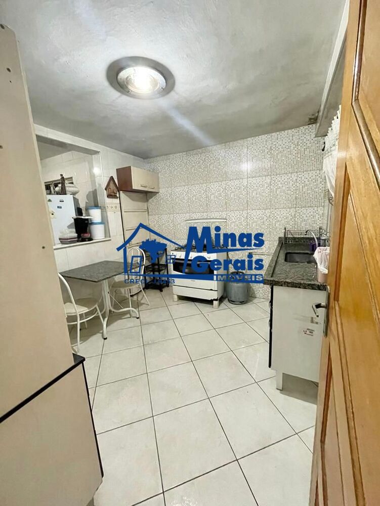 Casa, 3 quartos, 209 m² - Foto 4