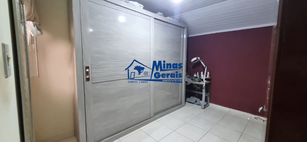 Casa à venda com 4 quartos, 80m² - Foto 10