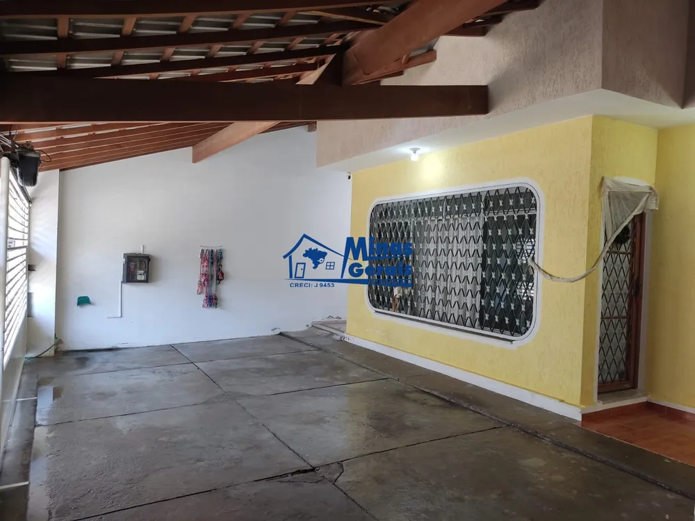 Casa, 3 quartos, 232 m² - Foto 4
