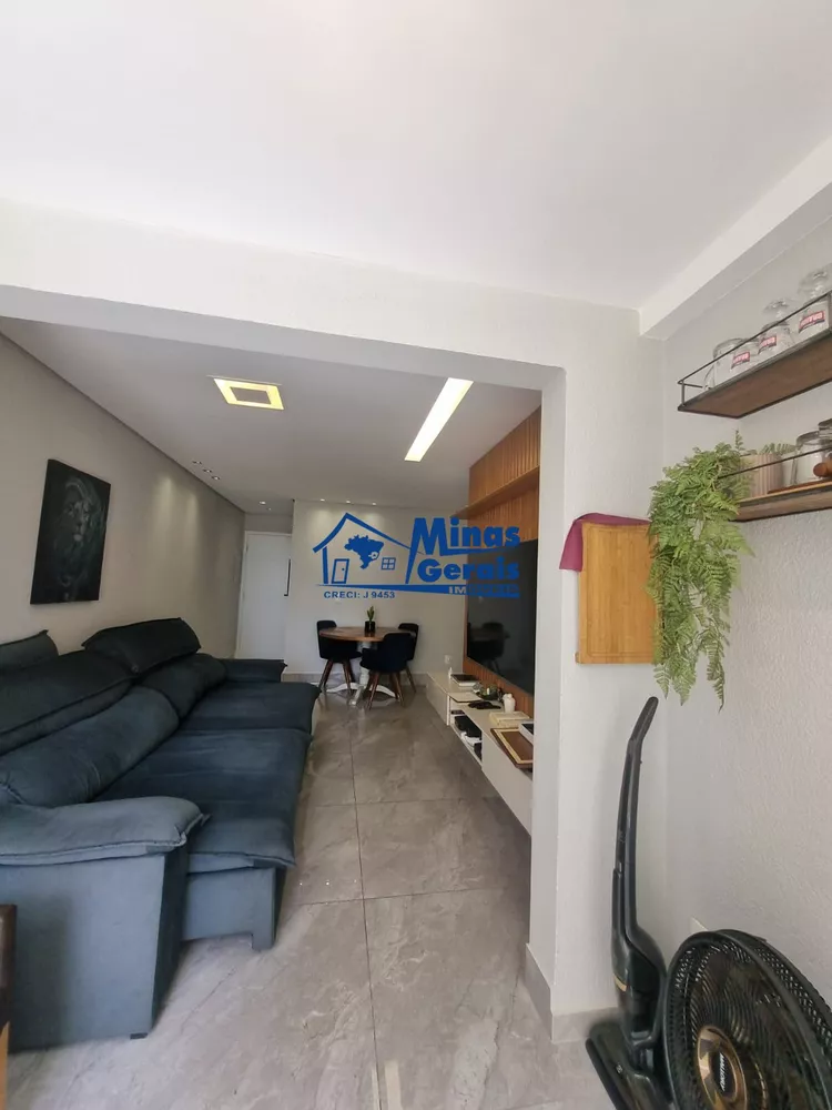 Apartamento à venda com 2 quartos, 75m² - Foto 3