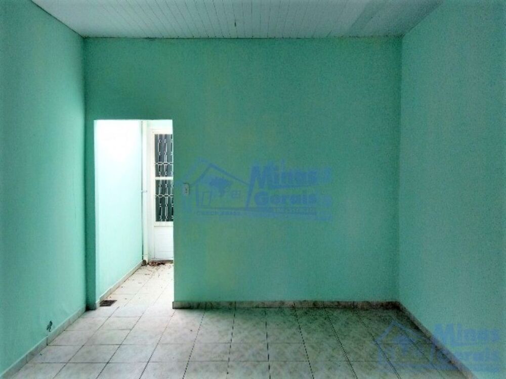 Casa à venda com 2 quartos, 140m² - Foto 7