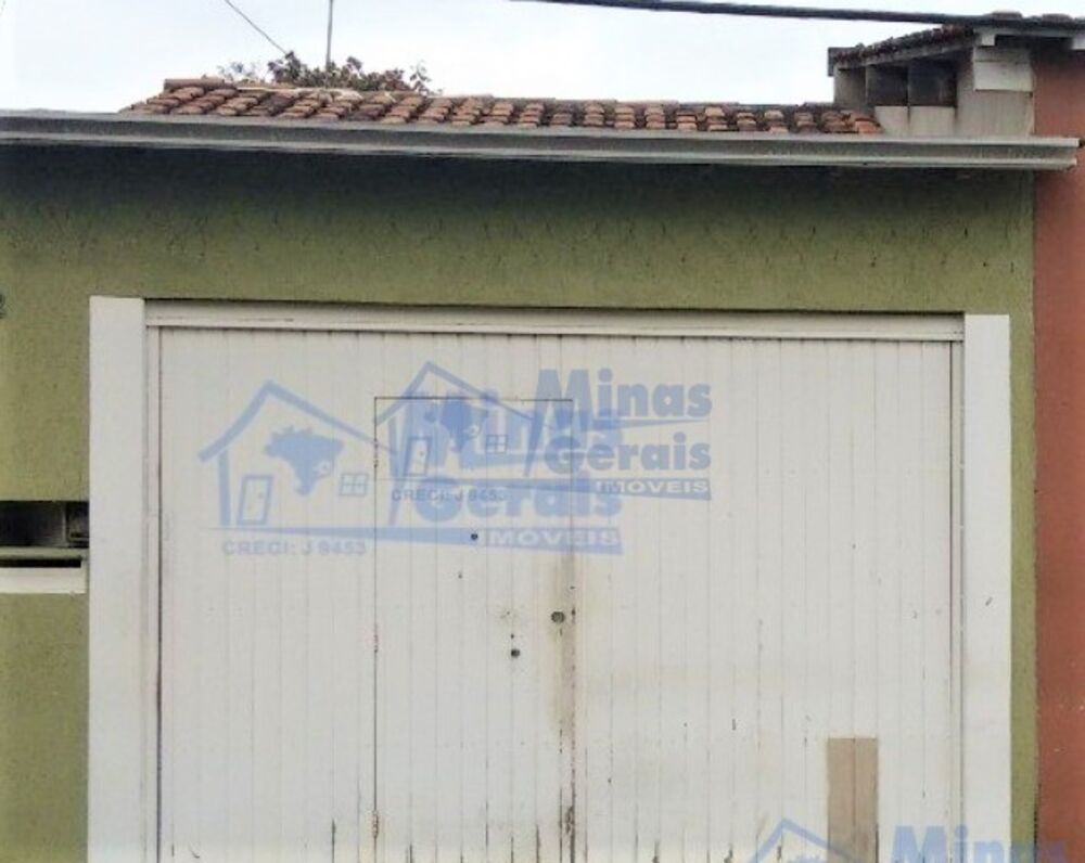 Casa à venda com 2 quartos, 140m² - Foto 9
