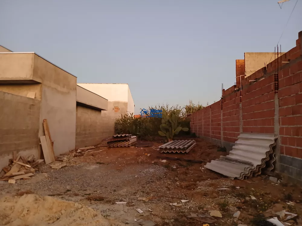 Terreno à venda, 175m² - Foto 1