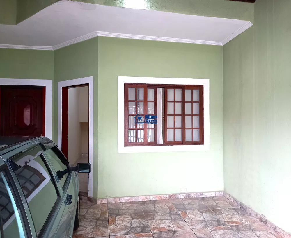 Casa à venda com 3 quartos, 111m² - Foto 2