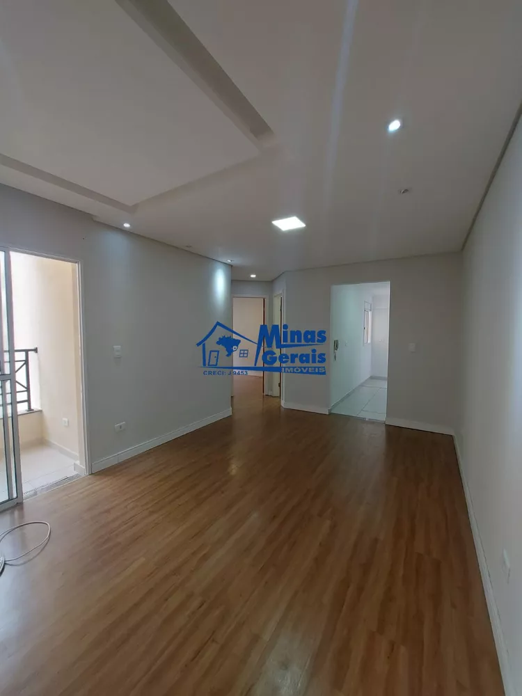 Apartamento à venda com 2 quartos, 57m² - Foto 1