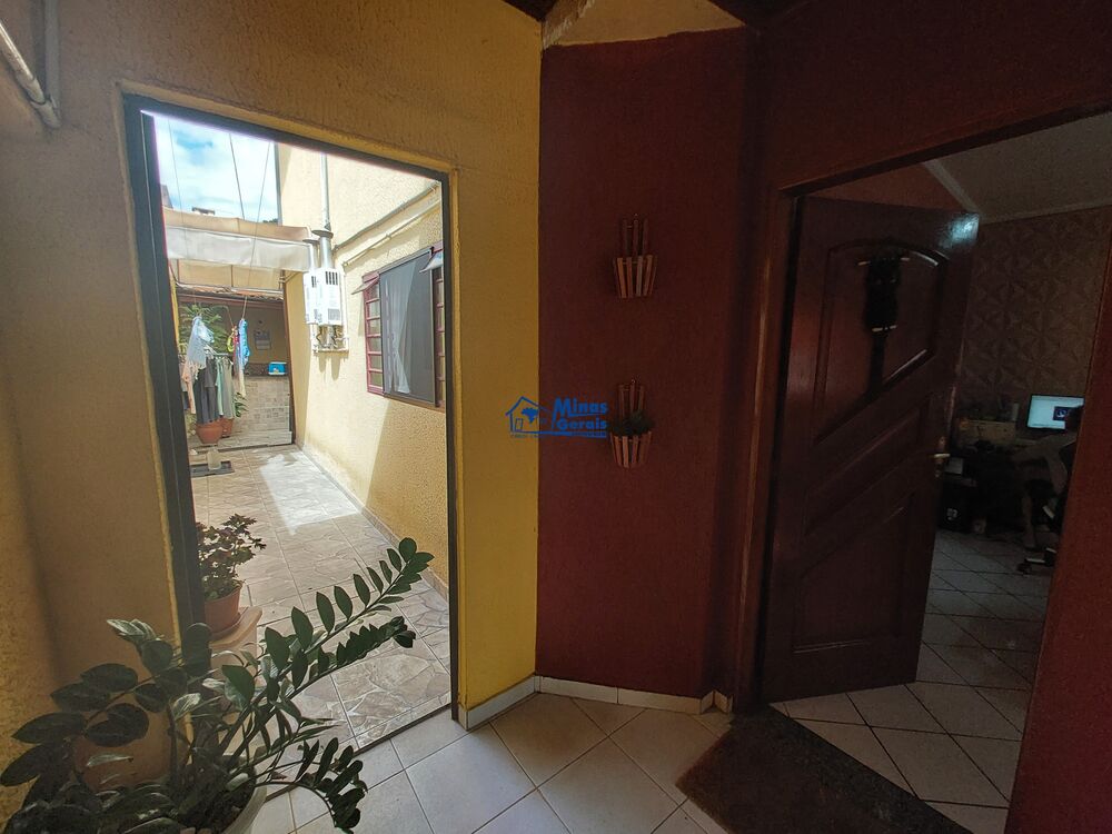 Casa à venda com 3 quartos, 153m² - Foto 13