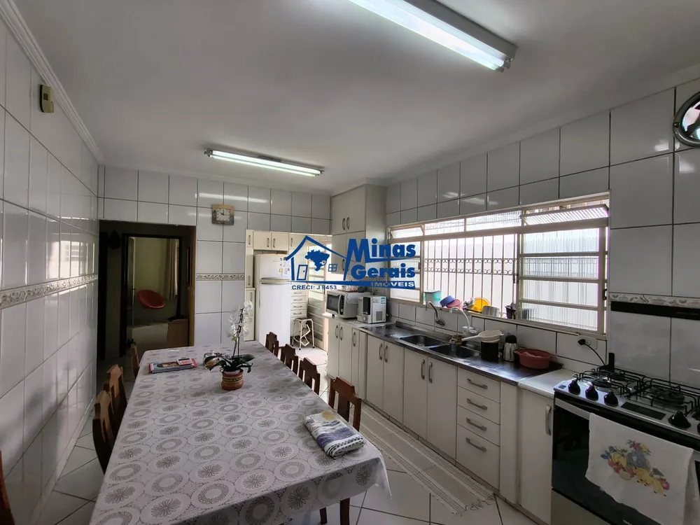 Casa, 2 quartos, 231 m² - Foto 5
