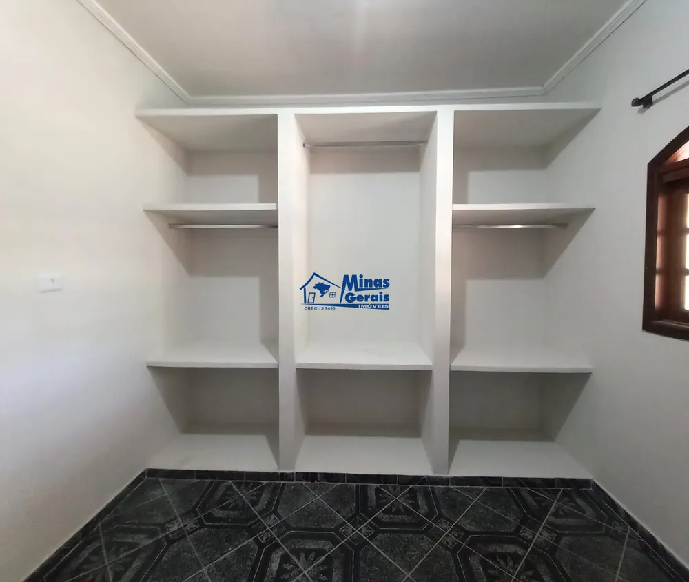 Chácara, 4 quartos, 3030 m² - Foto 11