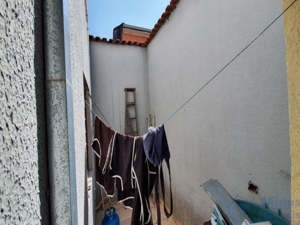 Casa, 2 quartos, 188 m² - Foto 2