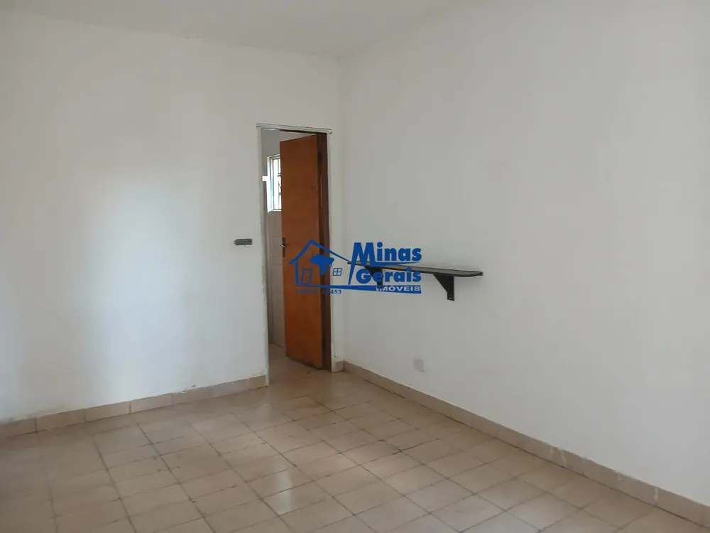 Chácara, 2 quartos, 1492 m² - Foto 5