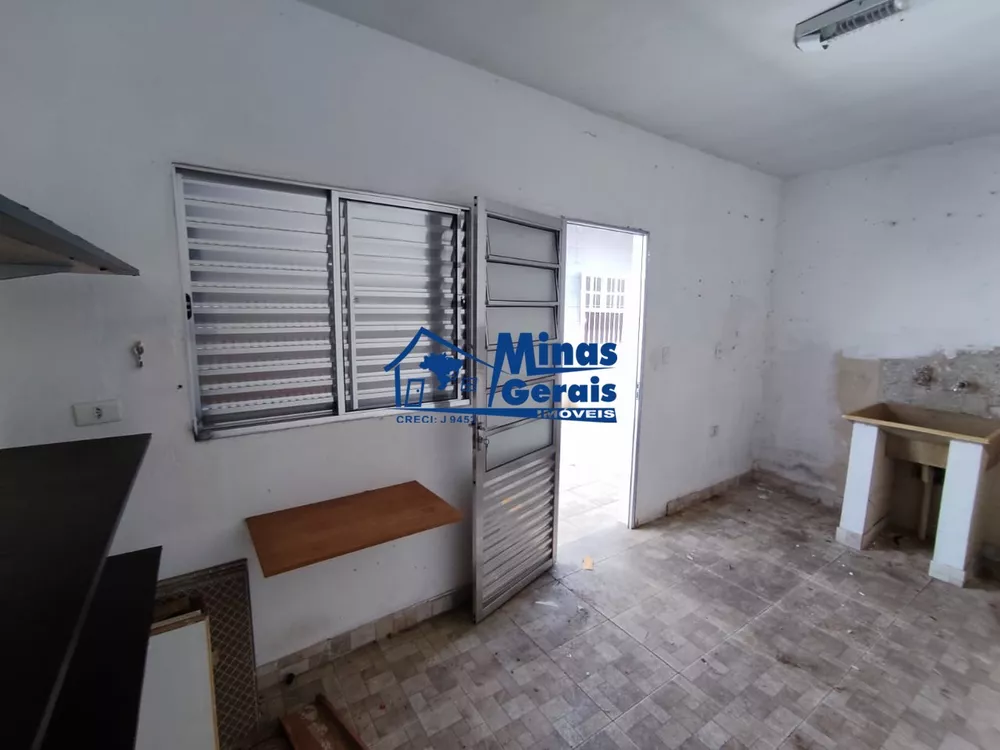 Casa à venda com 3 quartos, 126m² - Foto 8