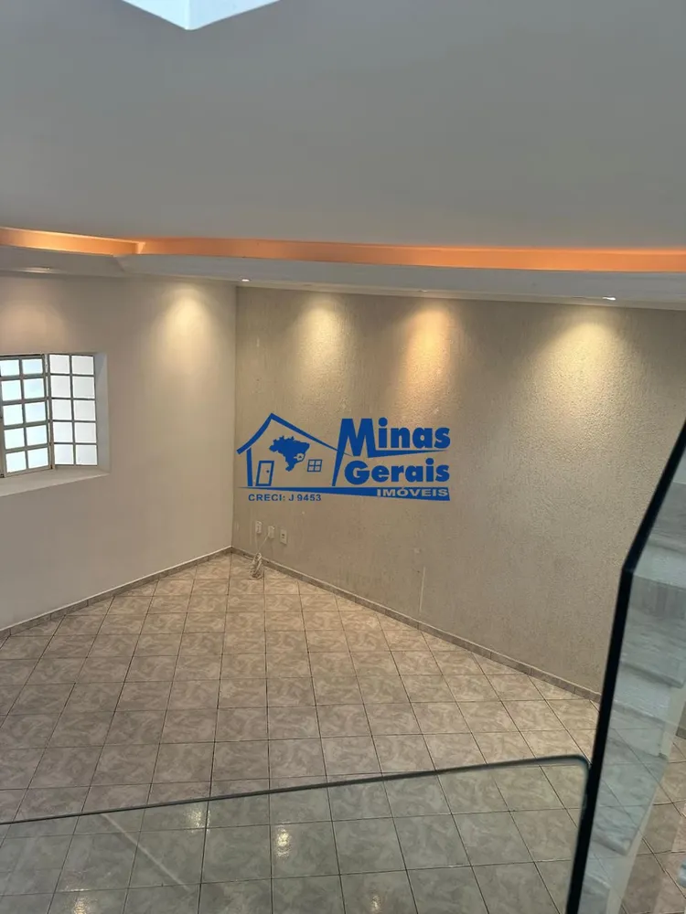 Casa, 3 quartos, 128 m² - Foto 2