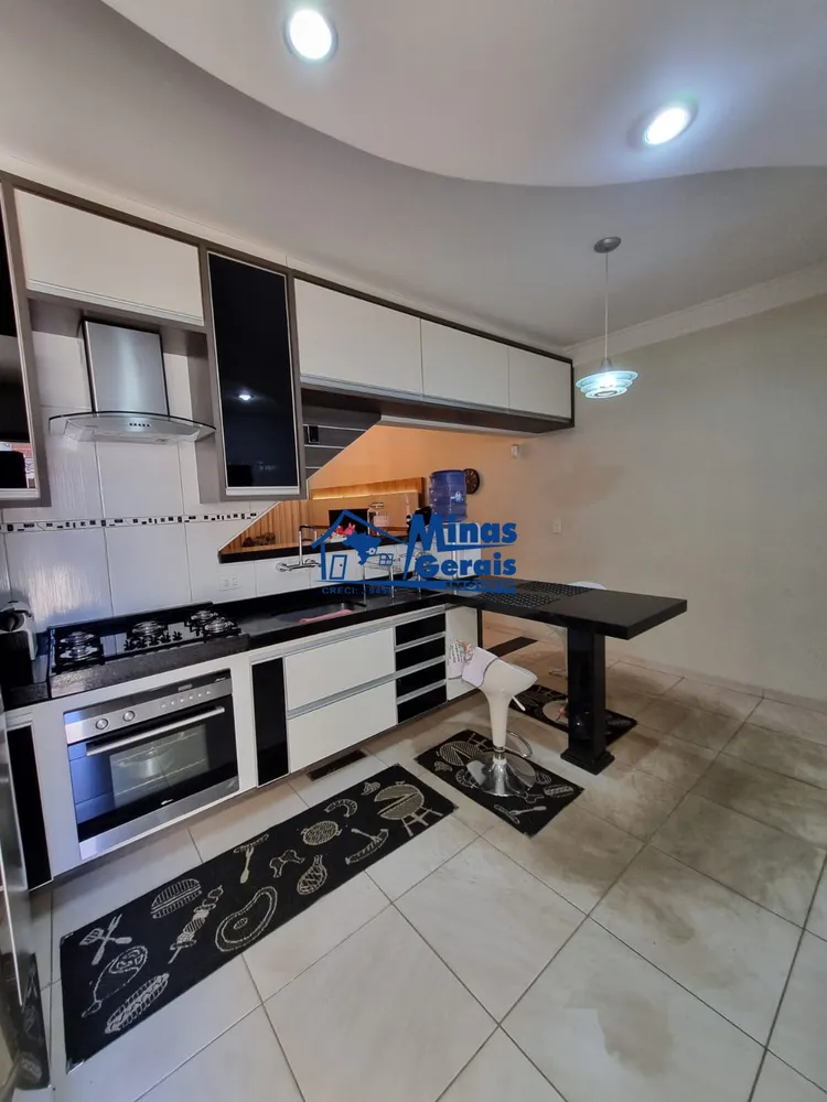 Casa, 3 quartos, 170 m² - Foto 3