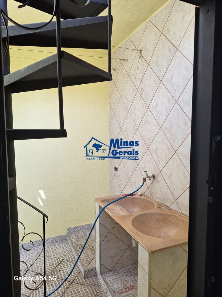 Casa à venda com 3 quartos, 94m² - Foto 18