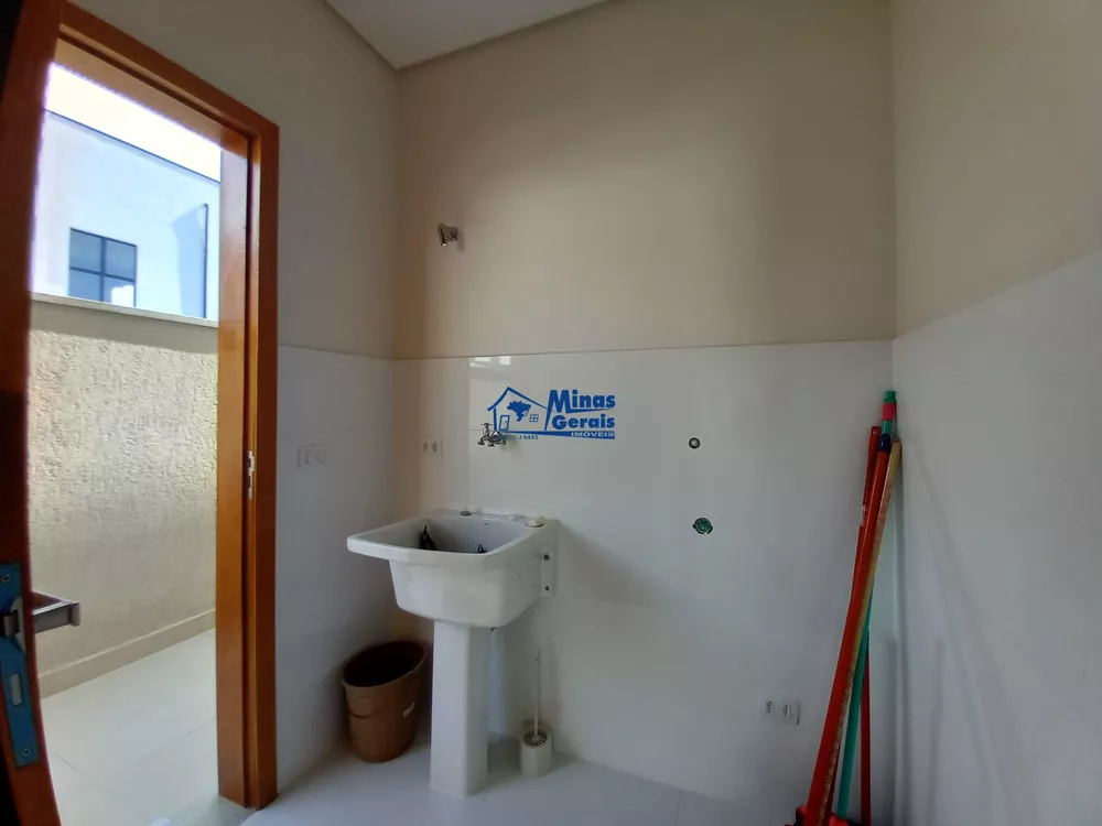 Casa de Condomínio à venda com 3 quartos, 241m² - Foto 11