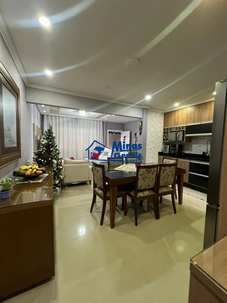 Casa, 3 quartos, 133 m² - Foto 2