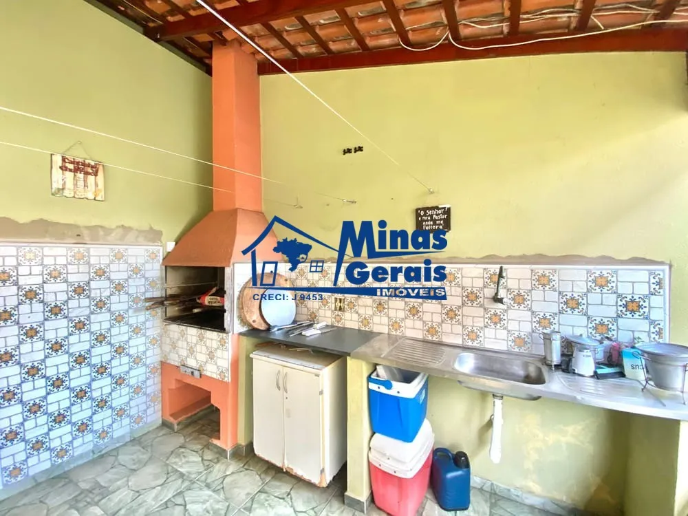 Casa, 4 quartos, 230 m² - Foto 1