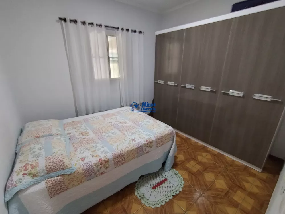 Casa à venda com 3 quartos, 104m² - Foto 4