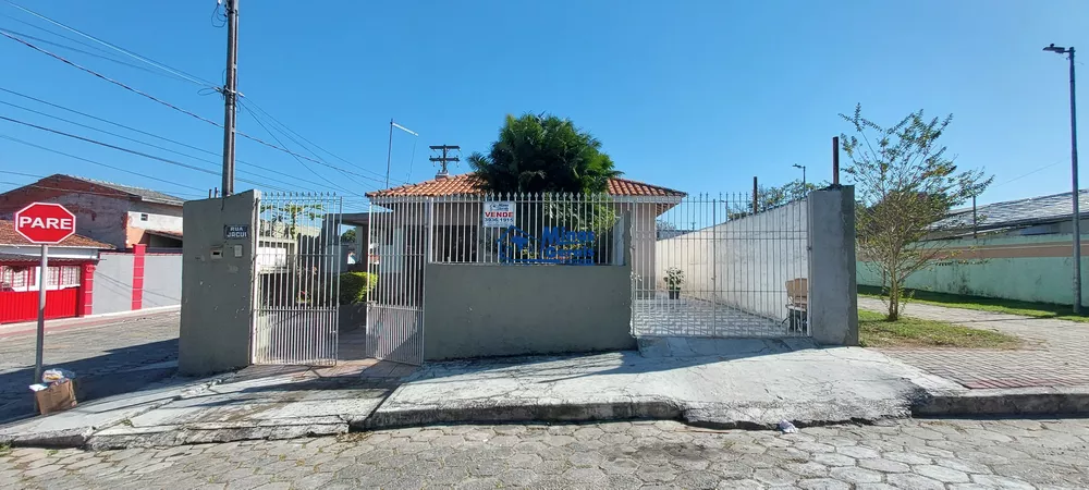 Casa à venda com 5 quartos, 190m² - Foto 3