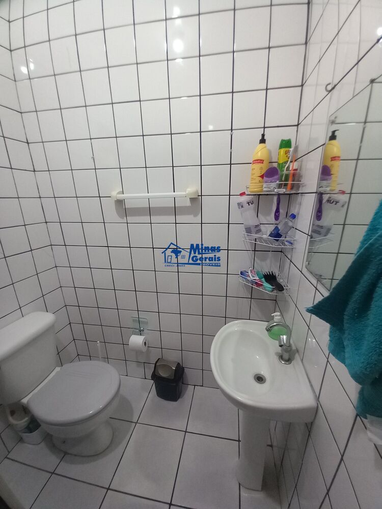 Casa à venda com 2 quartos, 58m² - Foto 8