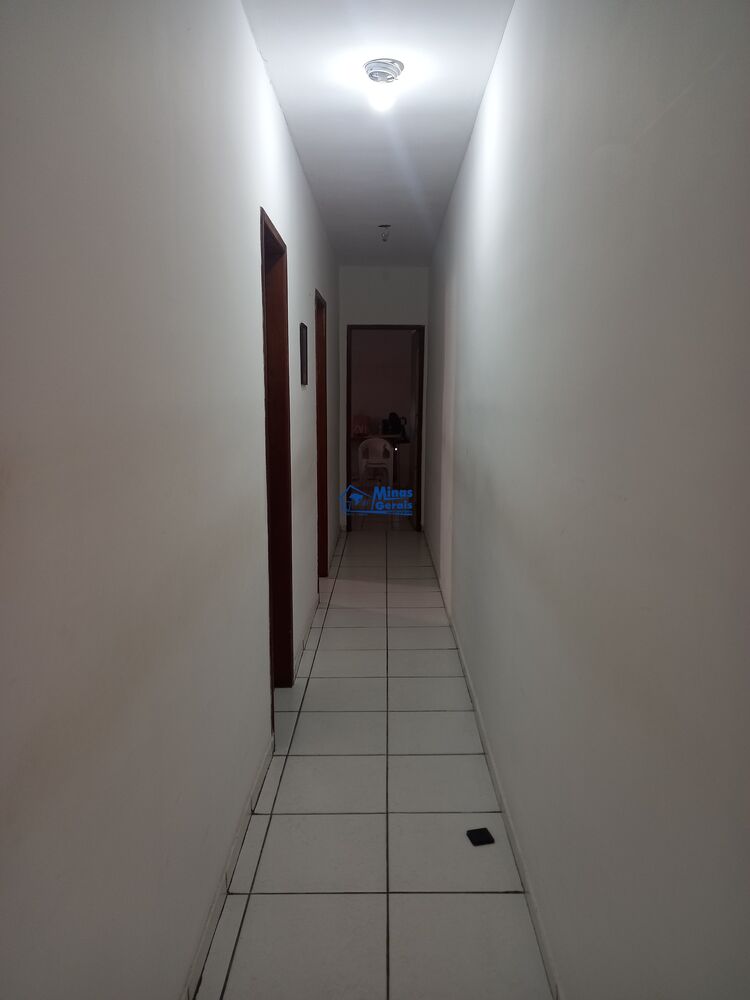 Casa à venda com 2 quartos, 58m² - Foto 5