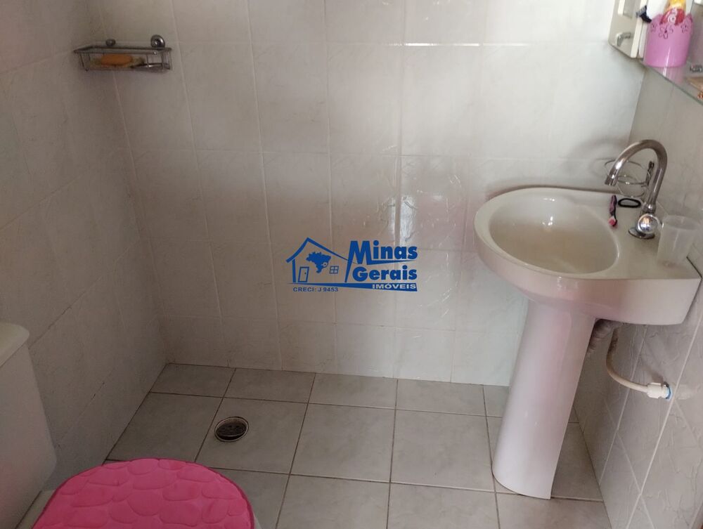 Casa à venda com 2 quartos, 336m² - Foto 16